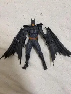 Batman アクションフィギュア 布製マント付き Batman アクションフィギュア 布製マント付き - メルカリ