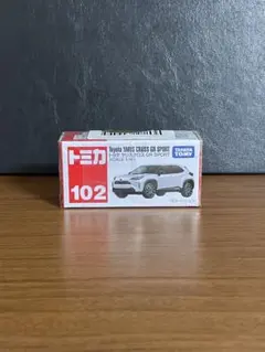 トミカ No.102トヨタヤリスクロス　廃盤　新品未開封のサムネイル
