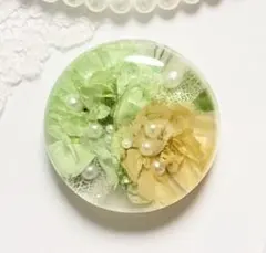 842可憐な♡レジンヘアゴム グリーンモッコウバラ パールリング - メルカリ