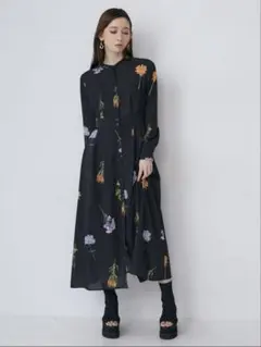 【タグ付】ムルーア　フラワープリントシャリーングワンピース