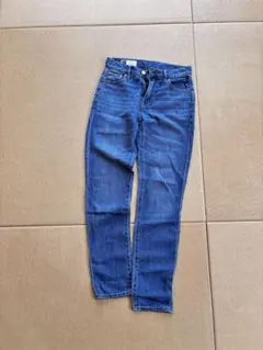GAP ガールフレンドジーンズ 23