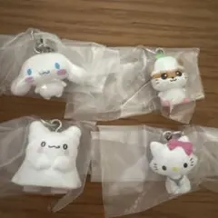 サンリオキャラクターオールスターズ　ガチャガチャ　めじるしアクセサリー4点セット