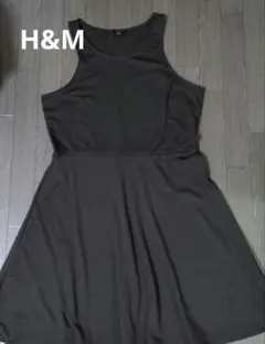 H&M ノースリーブワンピースのサムネイル