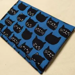 ハンドメイド　診察券も入る　お薬手帳ケース　アニマル柄　猫　黒ネコ　青　ブルー