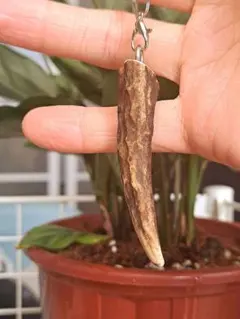 【お買い得】エゾ鹿の角 キーホルダー ストラップ ハンドメイド