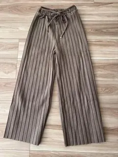 美品☆RayCassin スウェード　ブラウン プリーツ ワイドパンツ