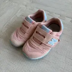 New Balance ピンク スニーカー ベルクロ