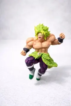 ドラゴンボールブロリーフィギュア