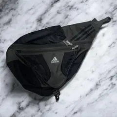00s adidas ワンショルダーバッグ　ボディバッグ　y2k
