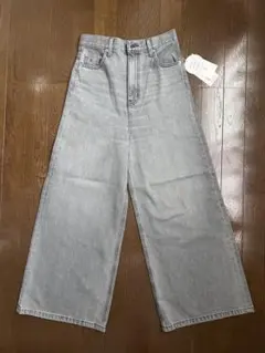 Mila Owen ハイウエストフレアデニムパンツ ライトグレー