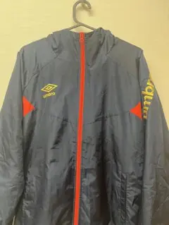 umbro ネイビー レッド ウィンドブレーカー