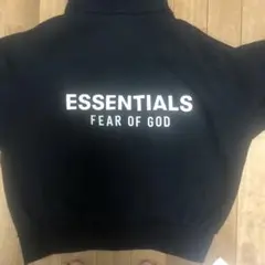 ESSENTIALS FEAR OF GOD ブラックフーディ