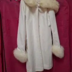 EmiraWiz ファー付きホワイトコート S