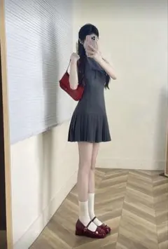 ガーリー ワンピース グレー ラウンドネック ノースリーブ