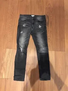 スキニージーンズ　ブラック