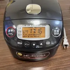2024年製 象印 炊飯器 NP-RN05-BA 3合 ブラック 美品のサムネイル