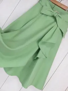 【値下げ】アプワイザーリッシェ　フレアスカート　リボン付き　黄緑　S