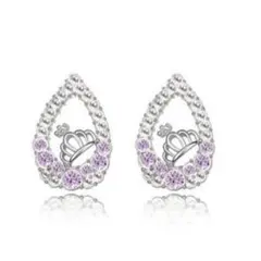 紫のティアドロップ型ピアス　予備キャッチ付き