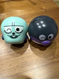 アンパンマンカプセルトイ 2個セット　バイキンマン　フランケンロボくん