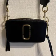 MARC JACOBS ブラックポーチバッグ
