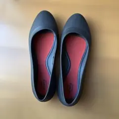 クロックス　レディース　パンプス　ブラック×レッドのサムネイル