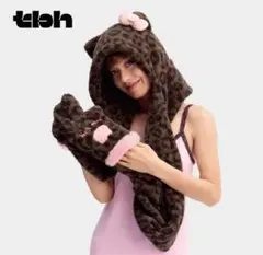 海外限定THE BEAST×HELLO KITTYケープ帽 マフラー付き