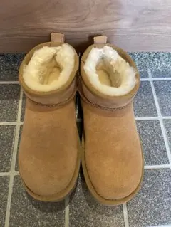 希少 キムタク着 UGG ムートンブーツ - メルカリ