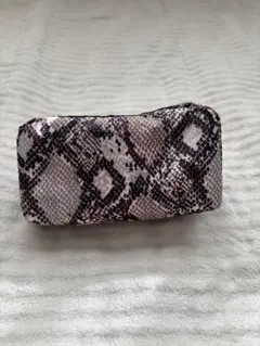 LeSportsac（レスポートサック）ポーチ・ナイロン素材