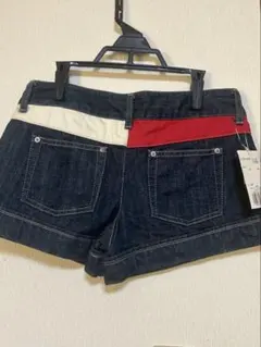 Tommy Jeans デニムショートパンツ ローウエスト トミーヒルフィガー