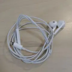 Apple純正　Lightning　有線イヤホン　EarPods　中古