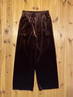 UNIQLO ベロア イージーパンツ ブラウン