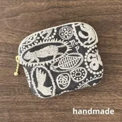 ミナペルホネン　手縫いハンドメイド　　ミニポーチ217