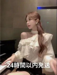 SHEINドット トップス ワンオフショルのサムネイル