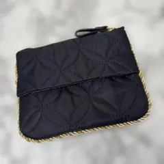 ★新品★Francfranc 黒いナイロンキルティングポーチ