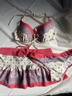 ペイズリー柄 セパレート水着（ビキニとスカート）