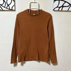 【ユニクロ】ソフトリブハイネックTシャツ ブラウン 茶色 長袖 部屋着 ロンT