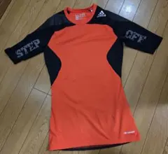 アディダス　トップス　ストレッチ