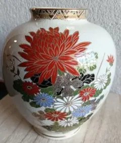 九谷焼　花瓶　正峰　オフホワイト　美品