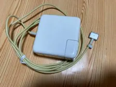 Apple 60W MagSafe2 Power Adapter A1435