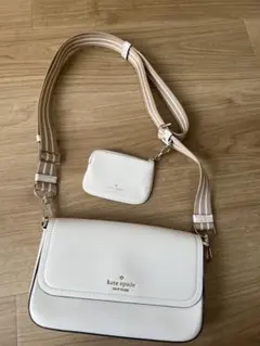 ケイトスペード　ロージー フラップ クロスボディ　バッグ　ホワイト