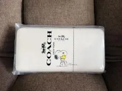 COACH スヌーピー 二つ折り財布 サーフ COACH スヌーピー 二つ折り財布 サーフ - メルカリ