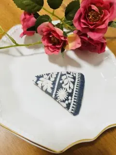 ≪ハンドメイド≫ インド刺繍　パッチンピン
