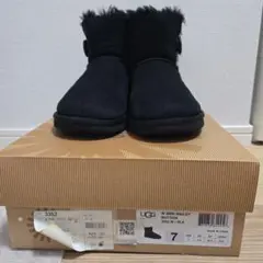 ☆お値下げしました☆UGG W MIN BAILEY BUTTON ブラック 7