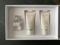 【箱無し・新品】 ミスディオール トラベルセット　非売品 ノベルティ