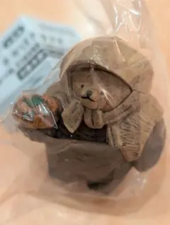 たかはたまさお 木彫り風FIGURE COLLECTION ガチャ　柿どうぞ熊