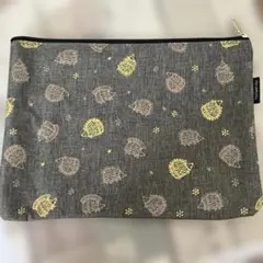 LISA LARSON ハリネズミ フラットポーチ グレーのサムネイル
