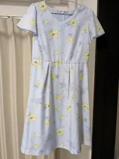 エニィスィス　フラワープリントワンピース　水色