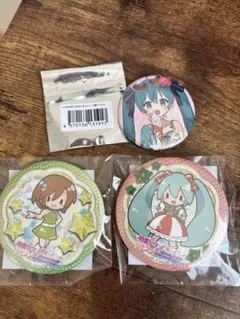 初音ミク 缶バッジ、コースター 4点セット - メルカリ