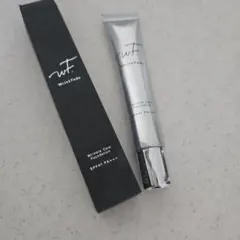 WinkFade Wrinkle Care Foundation SPF50+ - メルカリ