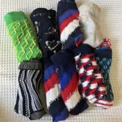 《状態悪》中古靴下　9足　まとめ売り　ミナペルホネン ハッピーソックスのサムネイル
